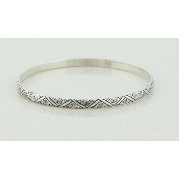 Sterling Silver Bangle Bracelet 8" inch Round 2 5/8" inch Diameter - Picture 4 of 6